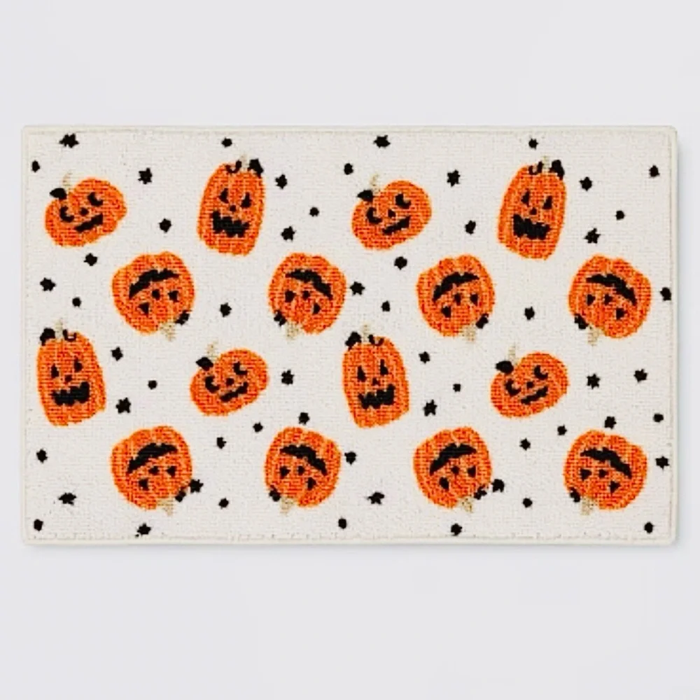 🆕- Threshold Halloween Pumpkins Rectangle Tufted Kitchen Rug. 34x20
